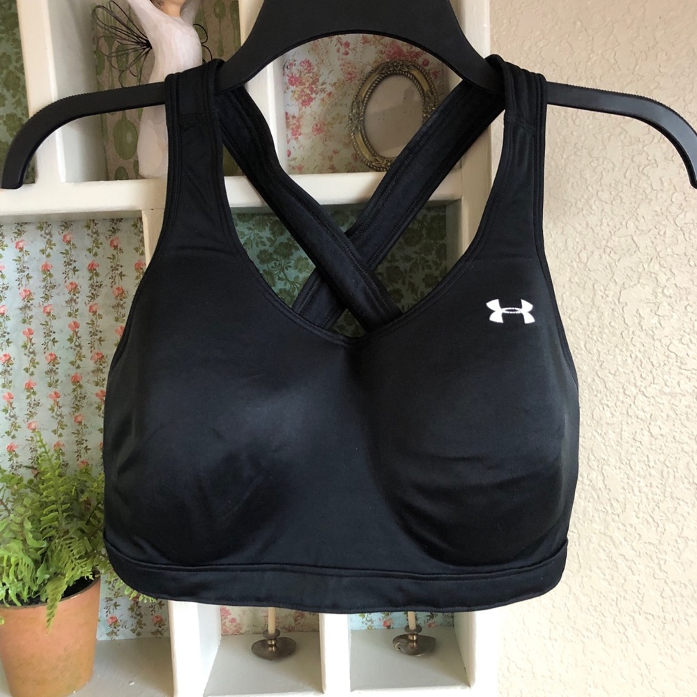 Under Armour Sports Bra Large Black Crossback Padded